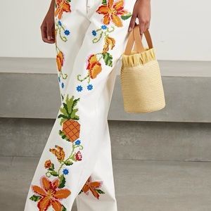 FARM RIO
Embroidered Floral Twill Pants